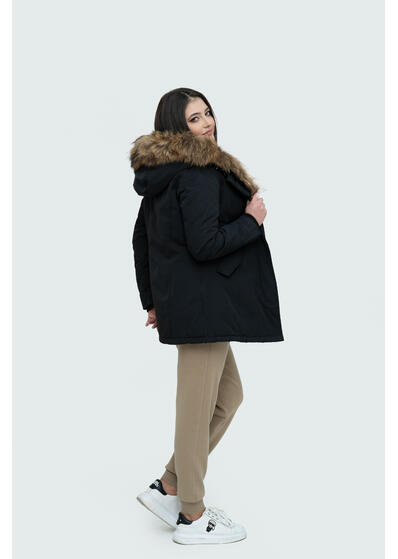 geaca jacheta de dama neagra grosa de iarna cu blana naturala